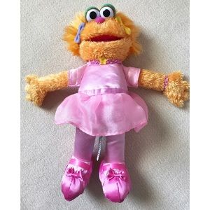 GUND Sesame Street Zoe Ballerina